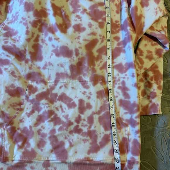 Lululemon Athletica All Yours size 6 Pink Tie-Dye Hoodie - Picture 6 of 8